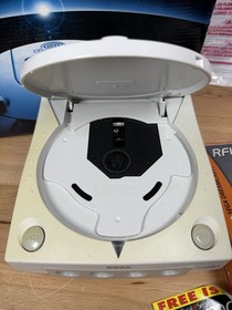 SEGA Dreamcast HKT-3020 Console In Original Box Green Controller & VMU In box!