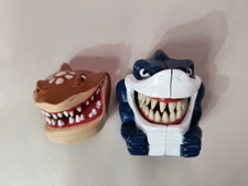1995 Taco Bell Street Wise Sharks Slammu Finger Puppet & Ripster Kids Meal Toys