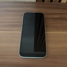 iPhone 15 256 GB Grün - Batterie 85%