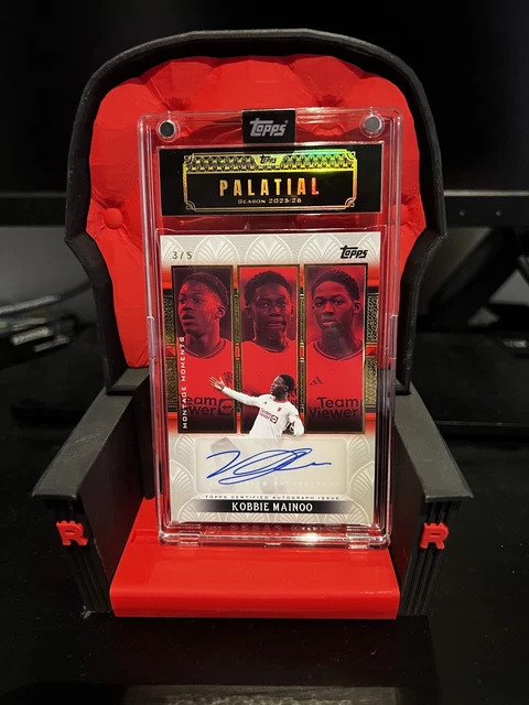 Kobbie Mainoo Topps Manchester United Palatial Montage Moments 3/5 Auto