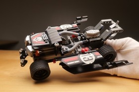 LEGO Racers 8649 Nitro Menace 2005 & 8140 Tow Trasher 2007 combo