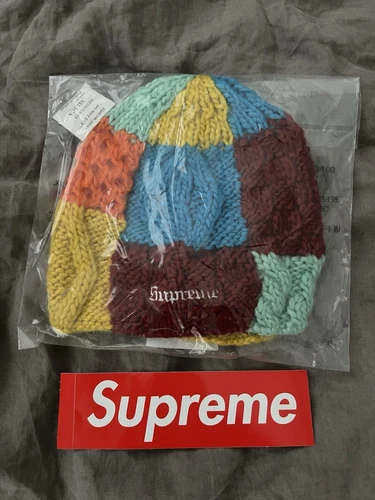 Supreme SS25 Bonnet Tricot Bloc Tricoté Main Poly Multicolore Livraison Rapide Gratuite ?