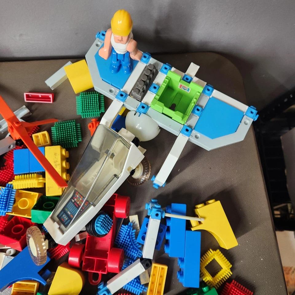 Lote de bloques de cerdas LEGO Fisher Price Construx de colección instrucciones figuras Foto 3 de 4