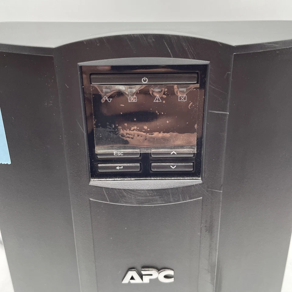 APC Smart UPS 2200 VA SMT2200C No batteries - Image 2 of 4