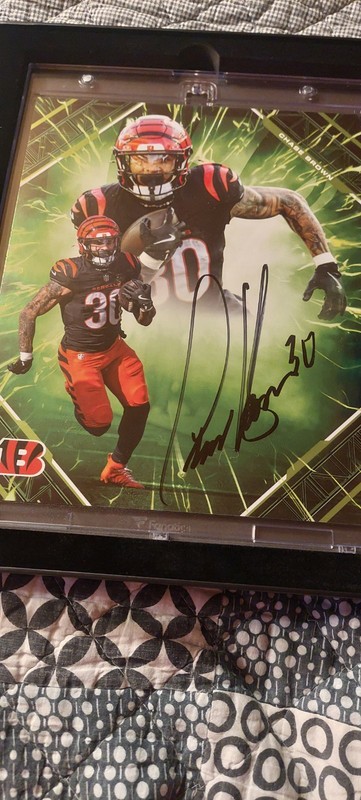 2025 Fanactics Emanate Chase Brown Auto Green /99 🔥 Bengals PLUS ROOKIE LOT