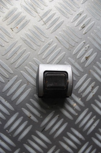 Fixieröse Befestigungsöse Halter Kofferraum 4F9863539 Audi A6 Avant 3.0 TDI DPF