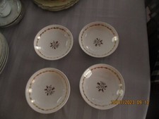 ROYAL WHISPER BERRY / DESSERT BOWLS (4)