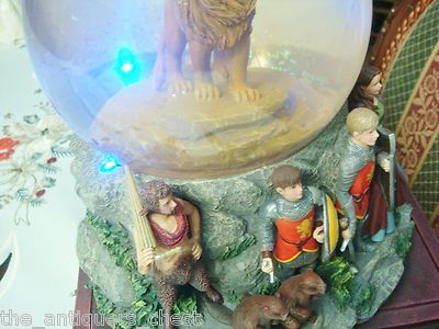 The Chronicles of Narnia Snow Globe Disney, Musical box & lights