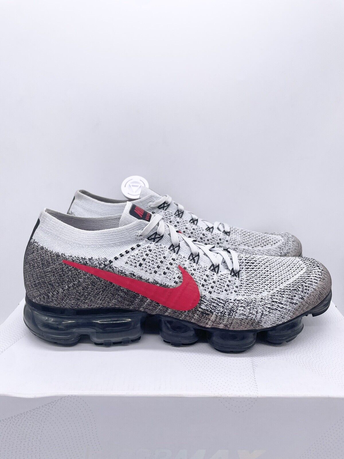 Nike Air VaporMax Flyknit - 849558-020 - Size 10.5