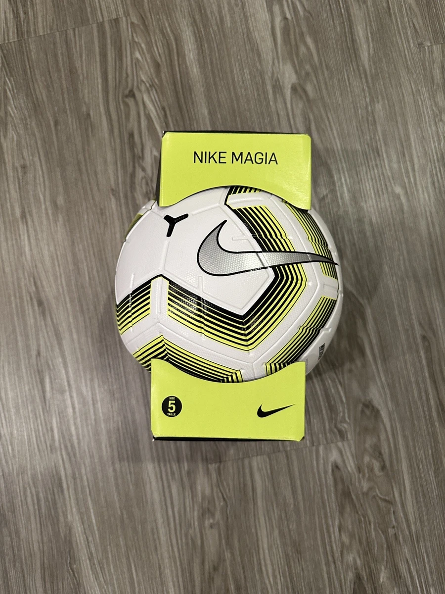 Detectable Inmigración lavanda NEW Nike Team Magia II Soccer Ball - White/Black/Volt, Size 5 SC3537-100  NFHS 884497190945 | eBay