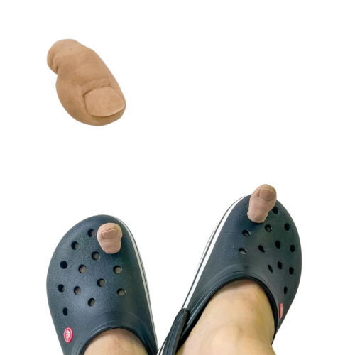 1-10PCS 3D Funny Toe Shoe Charms Big Toe Croc Charm with Hairy for Women Men - Picture 14 of 19