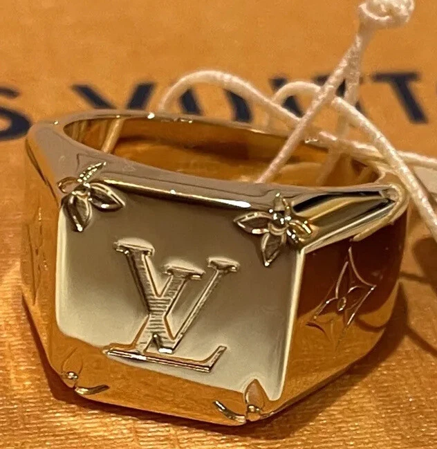 vuitton monogram ring gold