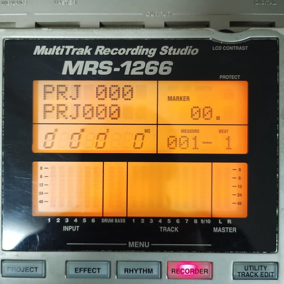 Zoom MRS-1266 12-Track Digital Multi-Track Recording Studio Used body only - Image 2 of 4