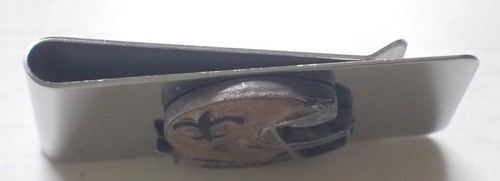 NEW ORLEANS LOUIS SAINTS MONEY CLIP STAINLESS STEEL W/PEWTER EMBLEM - Picture 4 of 4