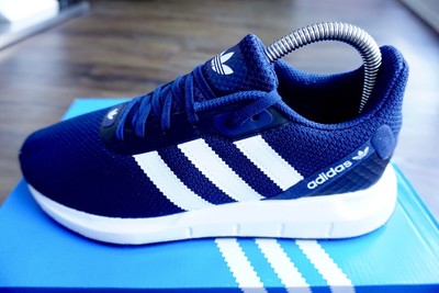 navy adidas swift run