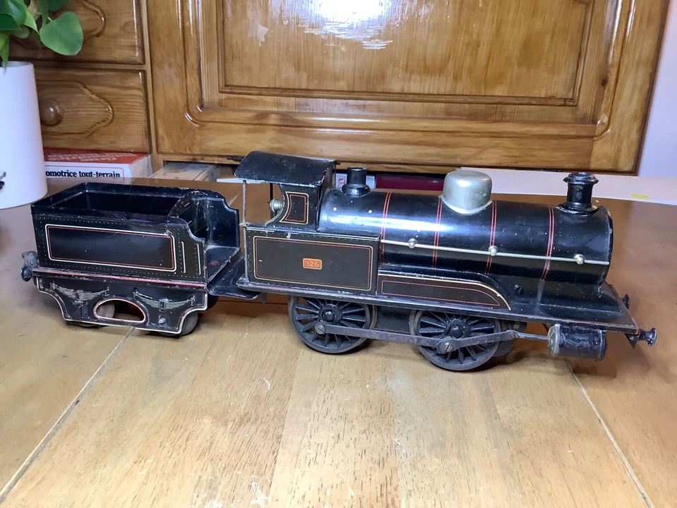 Marklin Gauge 1 Clockwork LNWR Black 0-4-0 Tender Locomotive 326 - Image 2 of 4