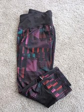 Woman's Danskin Now Black Patterned Yoga Pants Sz. Lg 12-14