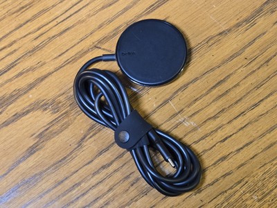 Belkin Boost Charge Magnetic Portable Wireless Charger Pad IPhone MagSafe