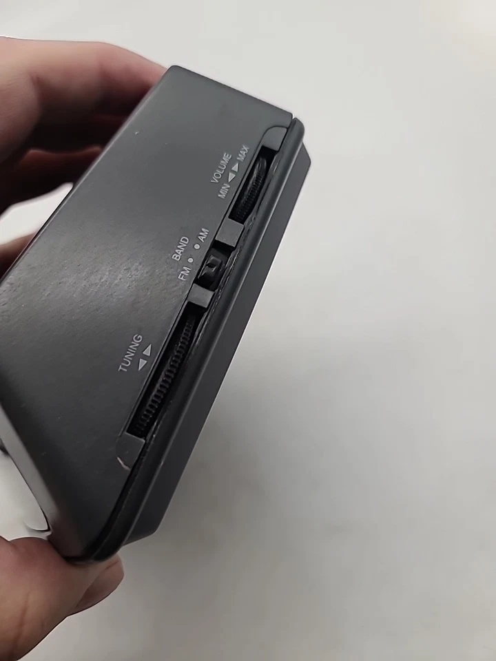 Vintage Timex T229B AM/FM Alarm Clock Radio Tested Works - Image 3 of 4