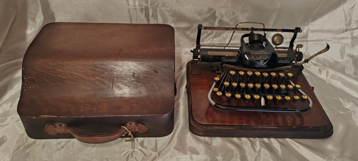 Blick Blickensderfer No7 Antique Typewriter With Case ~ Working