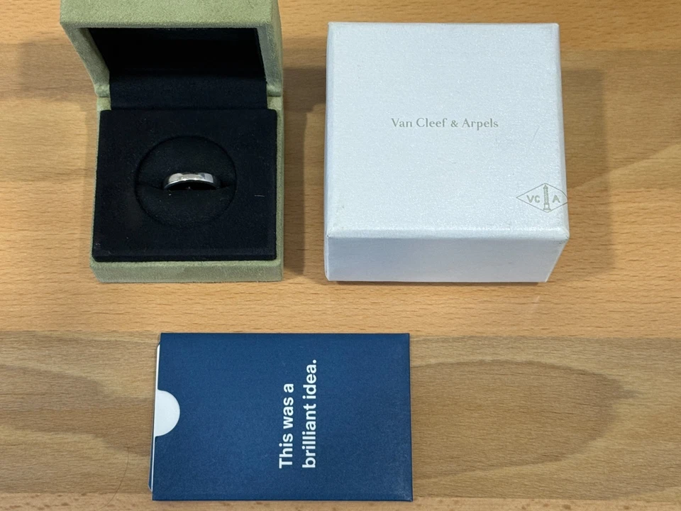 Van Cleef & Arpels Platinum PT950 Band Ring US Size 6.5 - Image 2 of 4