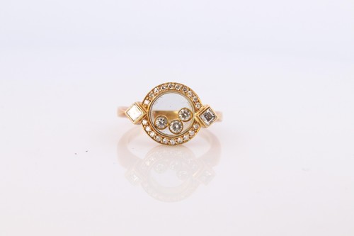 18k Chopard Happy Diamond ring. CHOPARD Happy Diamond band