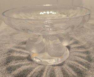 Lalique Crystal Nogent Sparrow Birds Pedestal Compote Dish Bowl