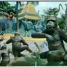 c1960s Pasir Panjang, Singapore Haw Par Villa Tiger Balm Garden Gorilla Vtg A227