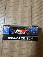 ROOKIE NASCAR 2026 CONNOR ZILISCH 88 RED BULL 1/64 CAR