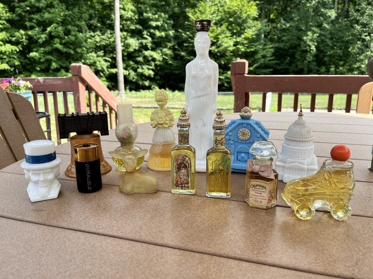 Lot Vintage Avon Perfume, Cologne, Aftershave Bottles Some Full