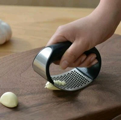 Prensador de Ajos de Acero Inoxidable Manual Picadora Curva Herramienta Cocina - Imagen 1 de 4