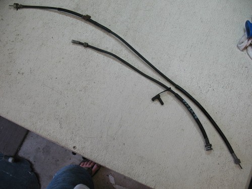 1982 YAMAHA XT 550 XT550 SPEEDOMETER CABLE - GOOD INNER + OUTER - TURNS SMOOTH