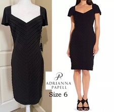 NWT  Adrianna Papell Women's  V-Neck Piping Detail Bodycon Black Dress Size 6