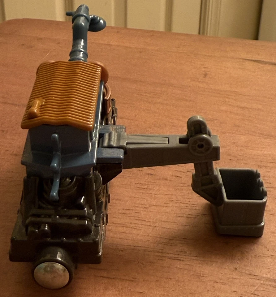 Thomas & Friends Take-n-Play El Monstruo de Chatarra Diecast Tren Motor Juguete con Pala Foto 2 de 4