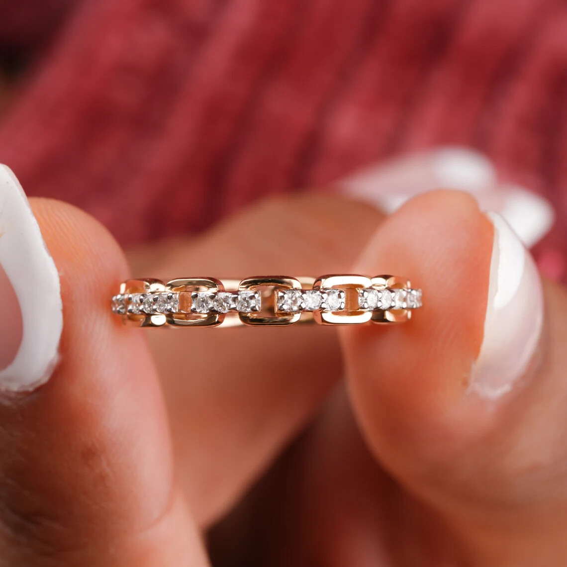 link Chain Shape Design Round Cut Silver Moissanite  display picture 1