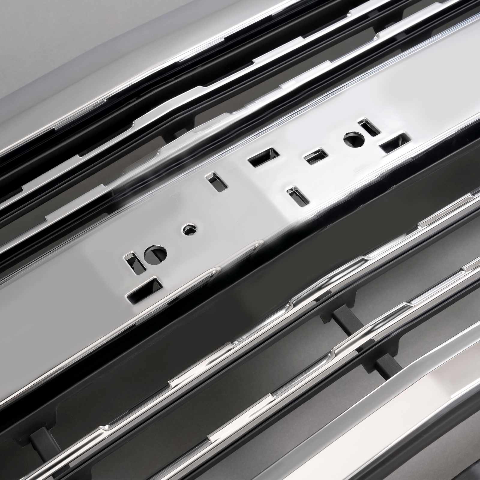 Front Upper Grille Assembly Chrome For Chevy Silverado 2500 HD 3500 HD 2015-2019