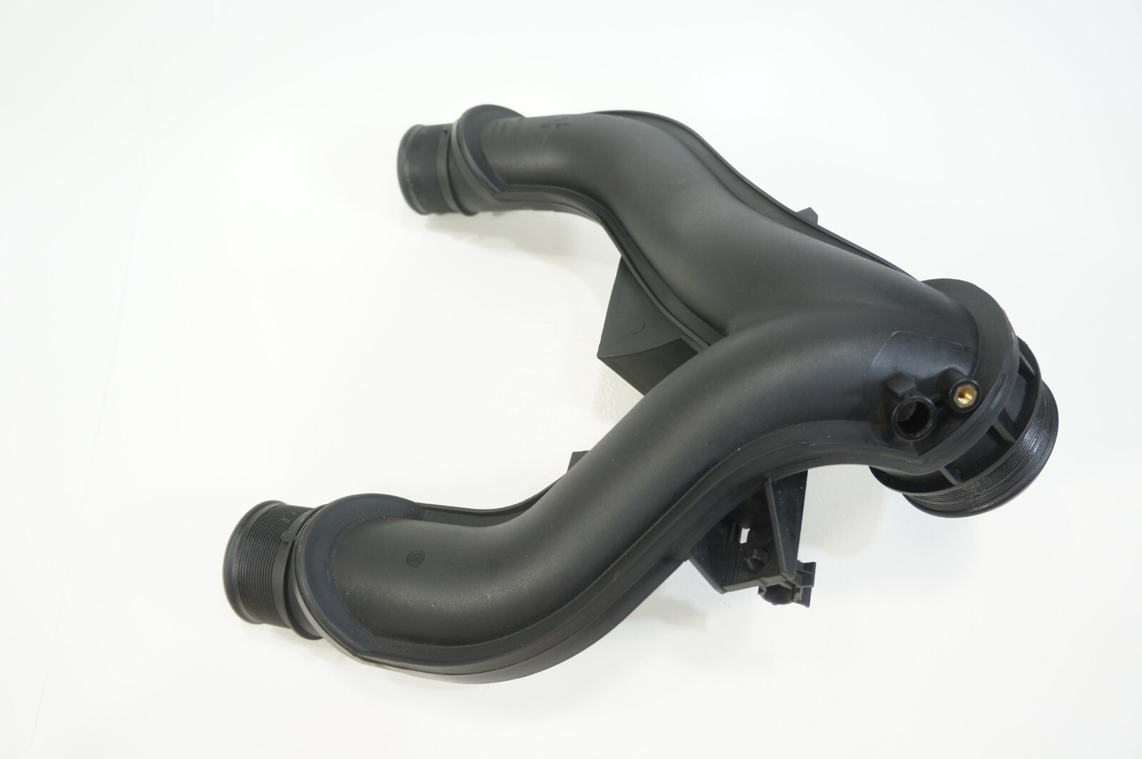 14-18 Maserati Ghibli Quattroporte 3.0L M157 Air Intake Duct Y Pipe Hose OEM