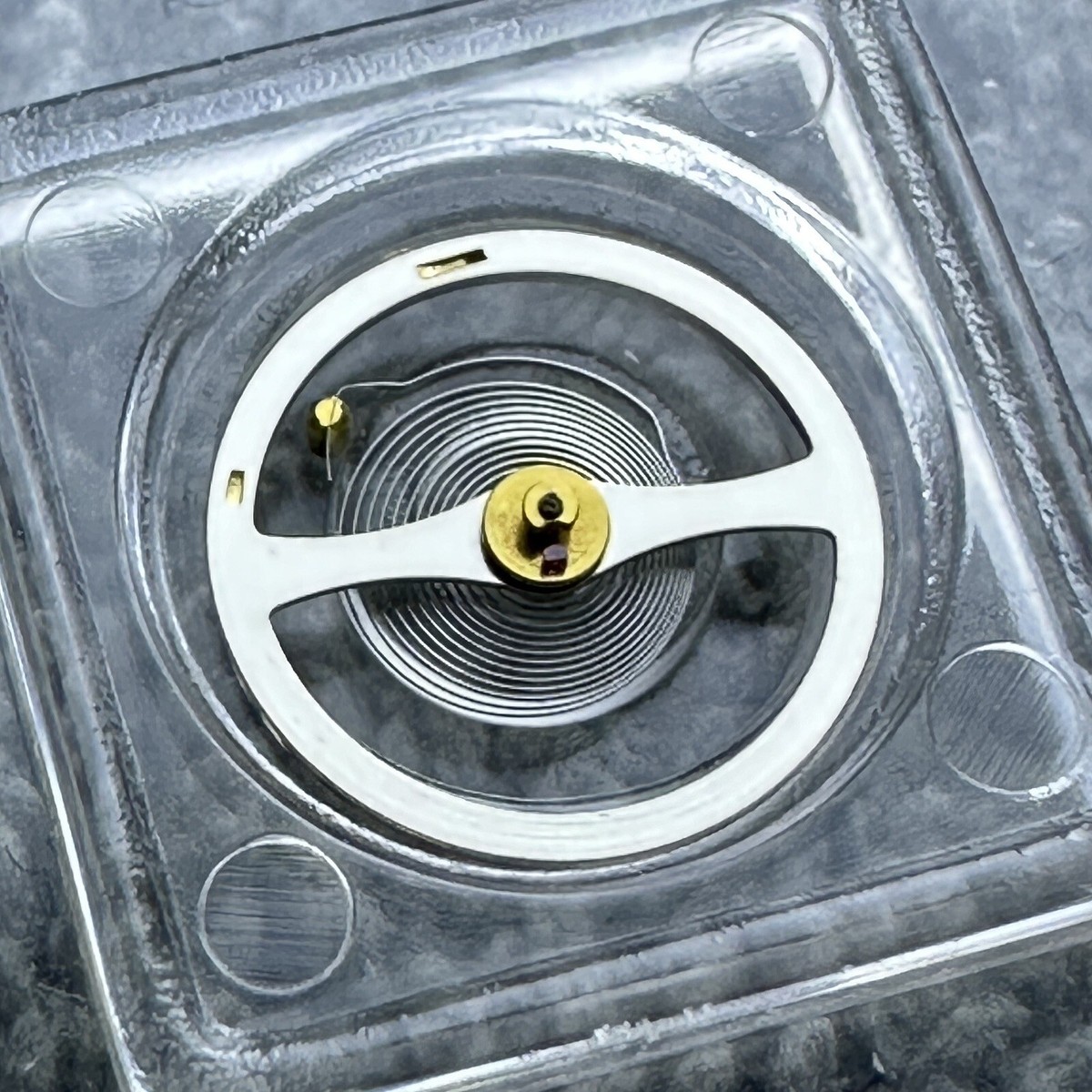 310020 GENUINE BALANCE WHEEL SEIKO7009 7002 7005 7015 7016 7017