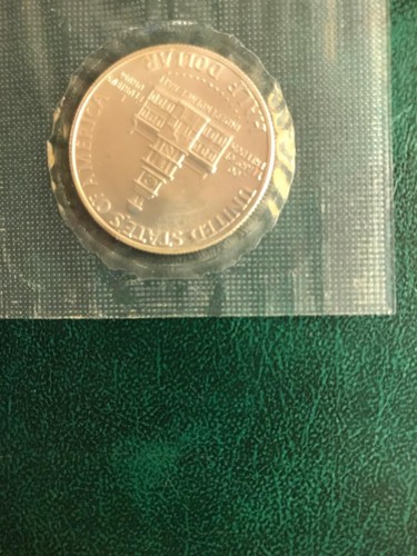 1976 S 40% SILVER UNCIRCULATED KENNEDY HALF STILL IN MINT CELLO L@@K - 第 2/2 張圖片