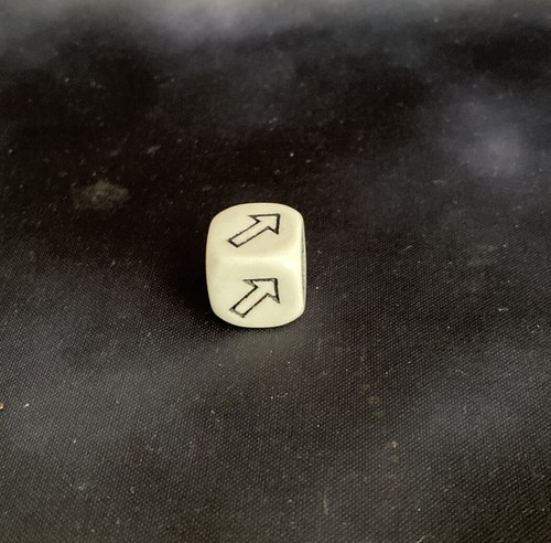 Warhammer Scatter Dice - Picture 2 of 2