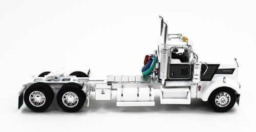 DCP 1:64 *WHITE & GREY* Kenworth W900L Day Cab & Walinga Bulk Feed Tank Trailer - Picture 5 of 10