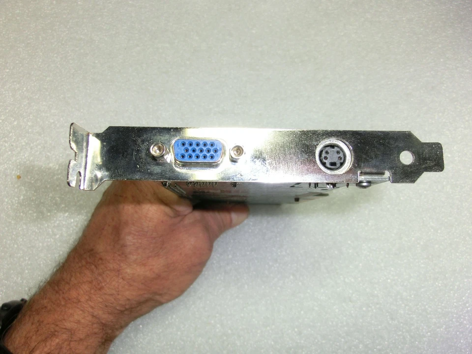 Vintage 3dfx Voodoo 3 3000 210-0364-003 1999 AGP VGA 16MB Video Graphics Card - Image 3 of 3