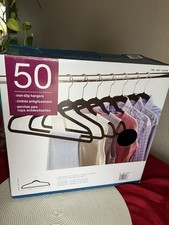 NEW Non Slip Luxury Velvet Flocked Hangers 90 Pieces Closet Organize Space Savin