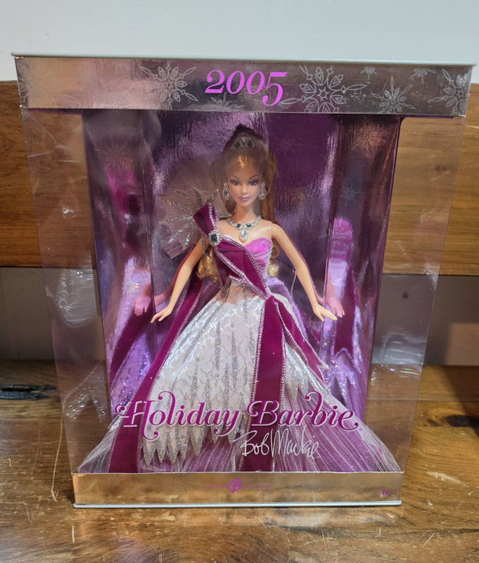 Mattel Barbie 2005 Holiday Bob Mackie Collector Edition Doll Unopened G8058