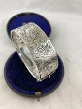 Antique Victorian Silver etched chunky cuff bracelet 28.86g
