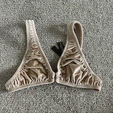 SKIMS Velvet Stretch Plunge Bra in Honey Size XS