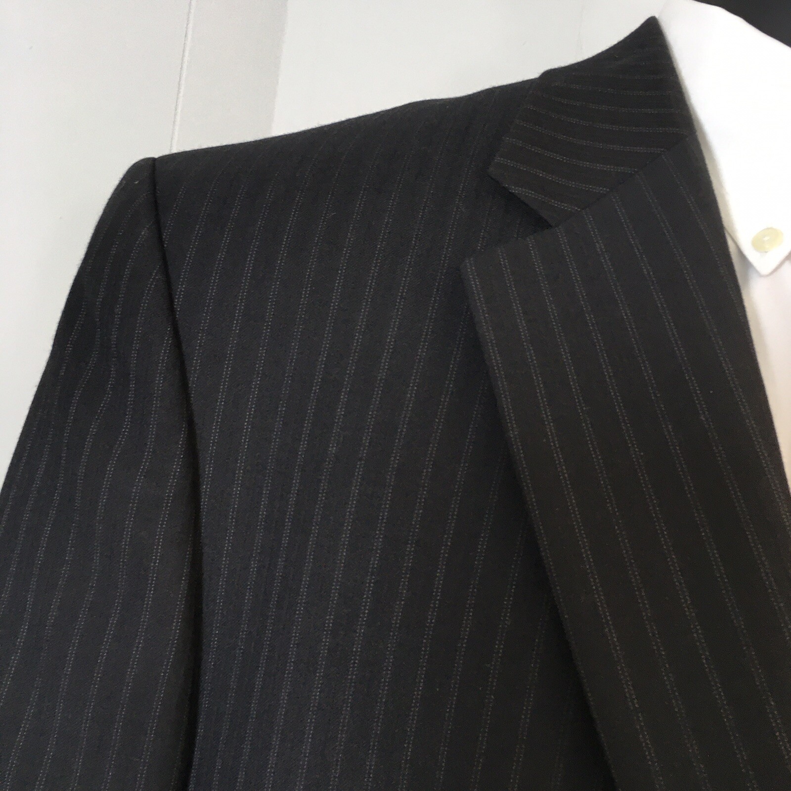 Chaps Ralph Lauren Mens Size 44L Black Pinstriped… - image 3