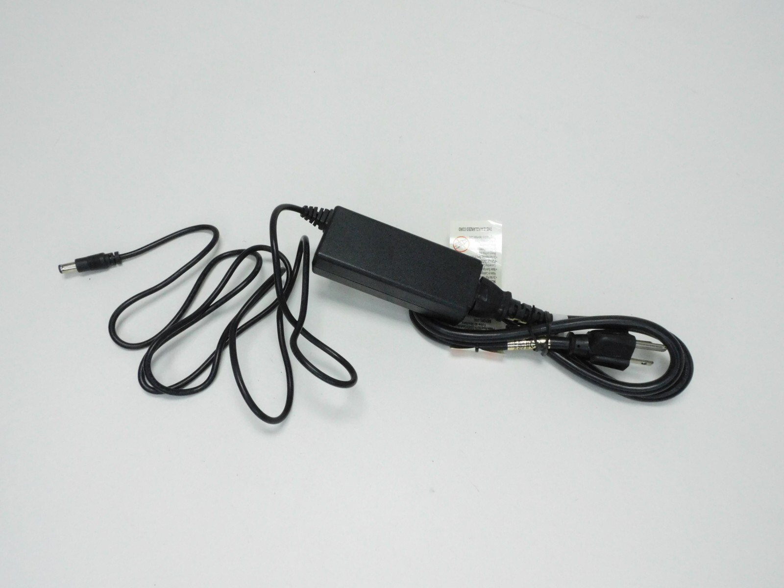 Adaptateur secteur pour produit réseau au meilleur prix sur Tech