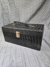 8-Track Tape Carrying Case Storage Holder Holds 15 Tapes Black Faux Croc Skin