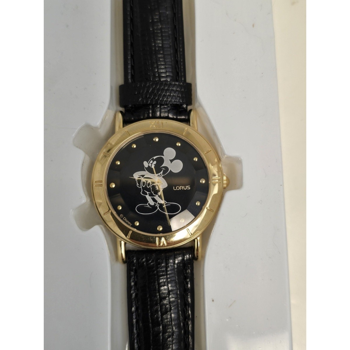 LORUS DISNEY MICKEY MOUSE BLACK DIAL GOLD TONE QUARTZ WATCH 